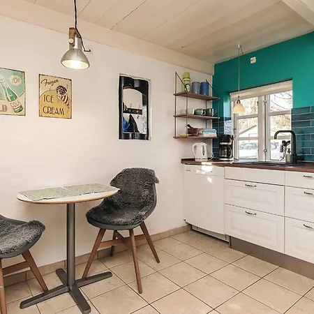 6 Person In Humble-by Traum * Nordenbro Vesteregn