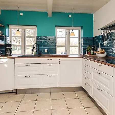Holiday home 6 Person In Humble-by Traum