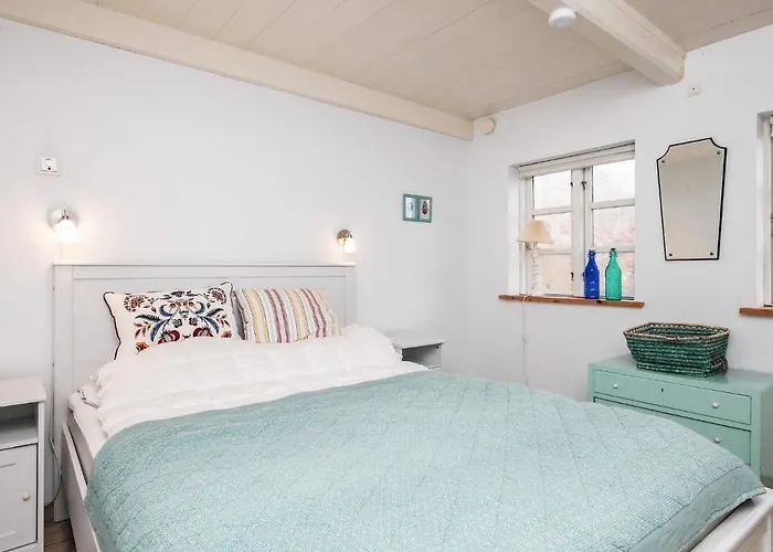 6 Person In Humble-by Traum